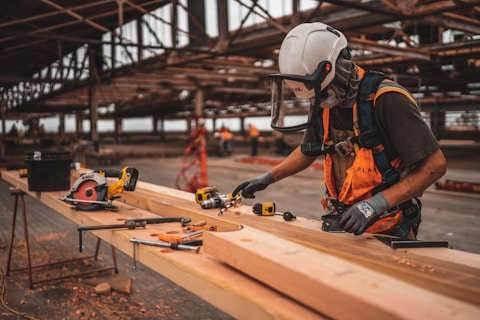 Safety Protocols and Site Management Best Practices